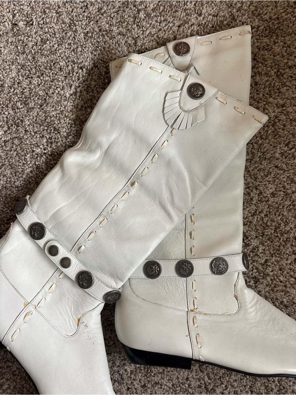 Vintage Vanna White Leather Decorative Western Boots